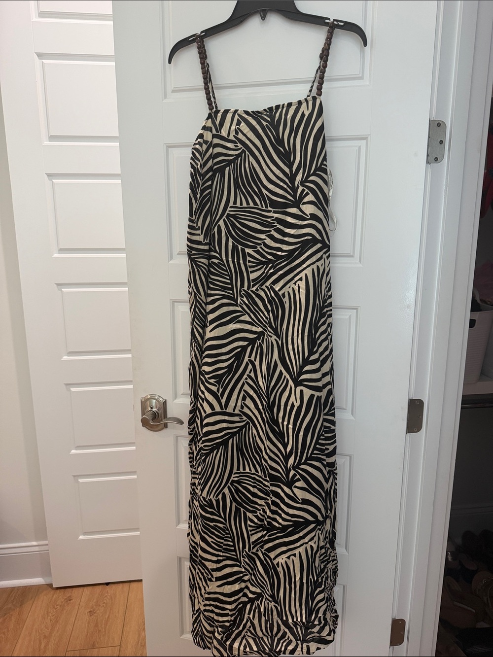 True Destinations Zebra  Maxi Dress with Wooden bead Straps. great resort/vacay